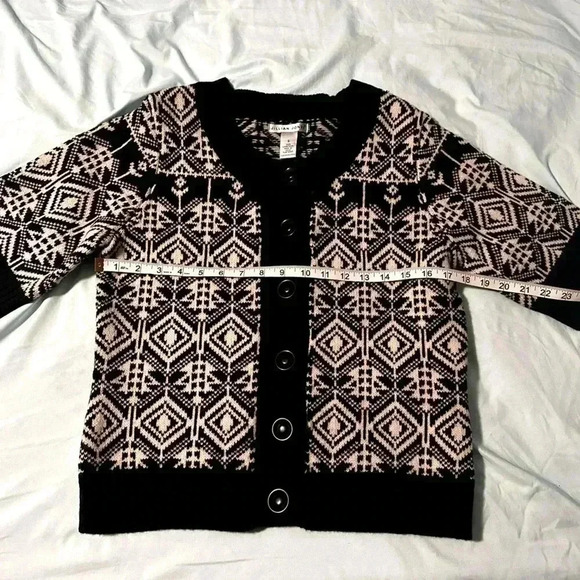 Jillian Jone Thick Wool Short Sleeve Sweater Black/ Off White. Sz: S Aztec print - Picture 3 of 9